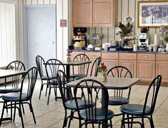 Super 8 By Wyndham Hotel 3*